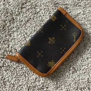 Brown royal themed makeup pencil pouch